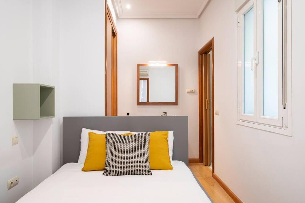 Flat In Barrio De Las Letras / Cervantes20 Madrid Kültér fotó